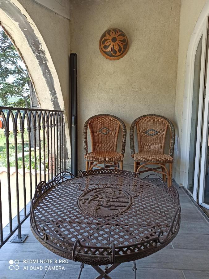 La Boheme Bed & Breakfast Charols Екстериор снимка